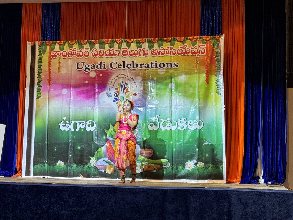 CG @ManishGIfs celebrated the joyous occasion of #Ugadi with Vancouver Area Telgu Association. CG greeted the community members & congratulated the new board members. Vibrant Cultrual prog, food & music was part of the celebrations. Happy #Ugadi everyone!! @HCI_Ottawa