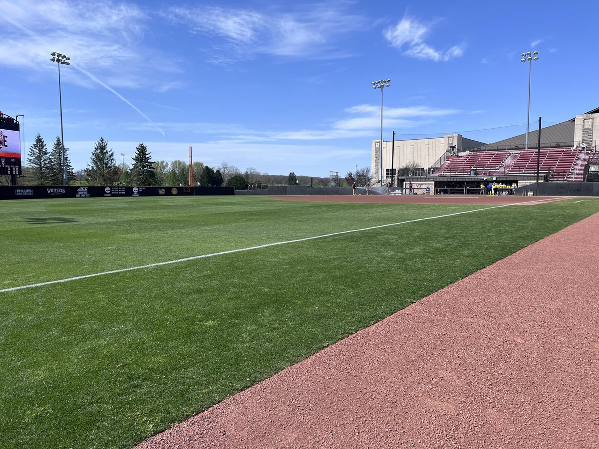 It’s a picturesque day for the last game of the series between No. 16 Virginia Tech softball and Boston College. Lyndsey Grein will start for the #Hokies against Abby Dunning. You can watch on ACC Network while following along with my coverage for @TechSideline.