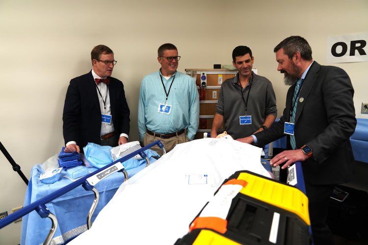 DrMadsAnderson's tweet photo. Our team from Lexington VAMC and SimLEARN had the opportunity to present SET protocol at the VISN 9 surgical summit last week https://t.co/mYR296CvMd