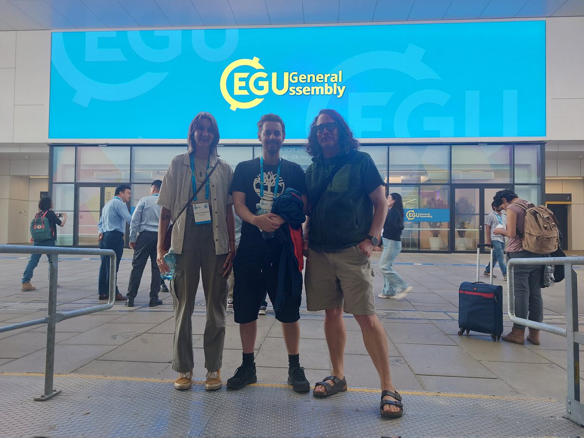 RobertCaine21's tweet image. We are in beautiful Vienna for #EGU24. Really looking forward to a great week of science whilst representing the @DrHollyCroft lab. 🛰🌾🌳💧☀️@UKRI_News #remotesensing  @RaoulBlackman @sophiatamar3 @DrMuhammadSK92