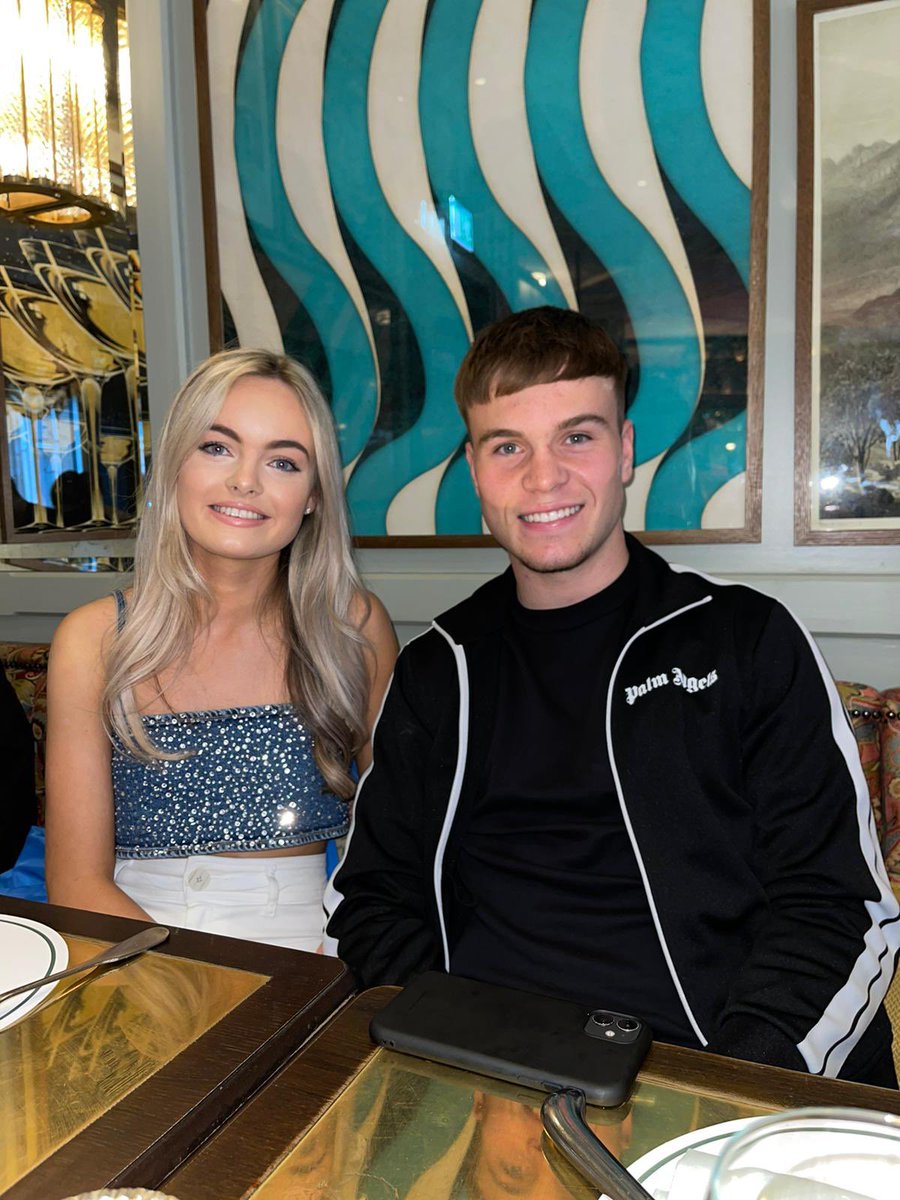 Julie Cummings tweet media