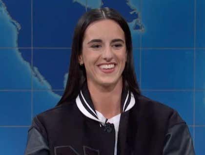 Caitlin Clark Knocked Her First SNL Appearance Out Of The Park buff.ly/4cZ8rFI