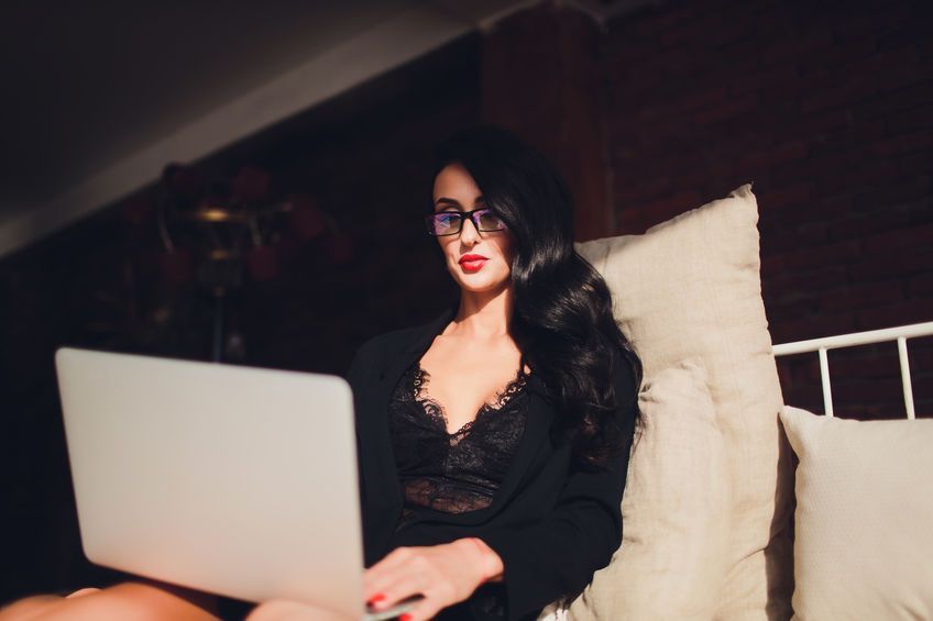 SwingTowns's tweet photo. How to Find Virtual Hookupshttps://buff.ly/3M8eTOz #virtualhookups #virtualsex #hookups #sex #SwingTowns #SwingTownsBlog https://t.co/VEIleNf796