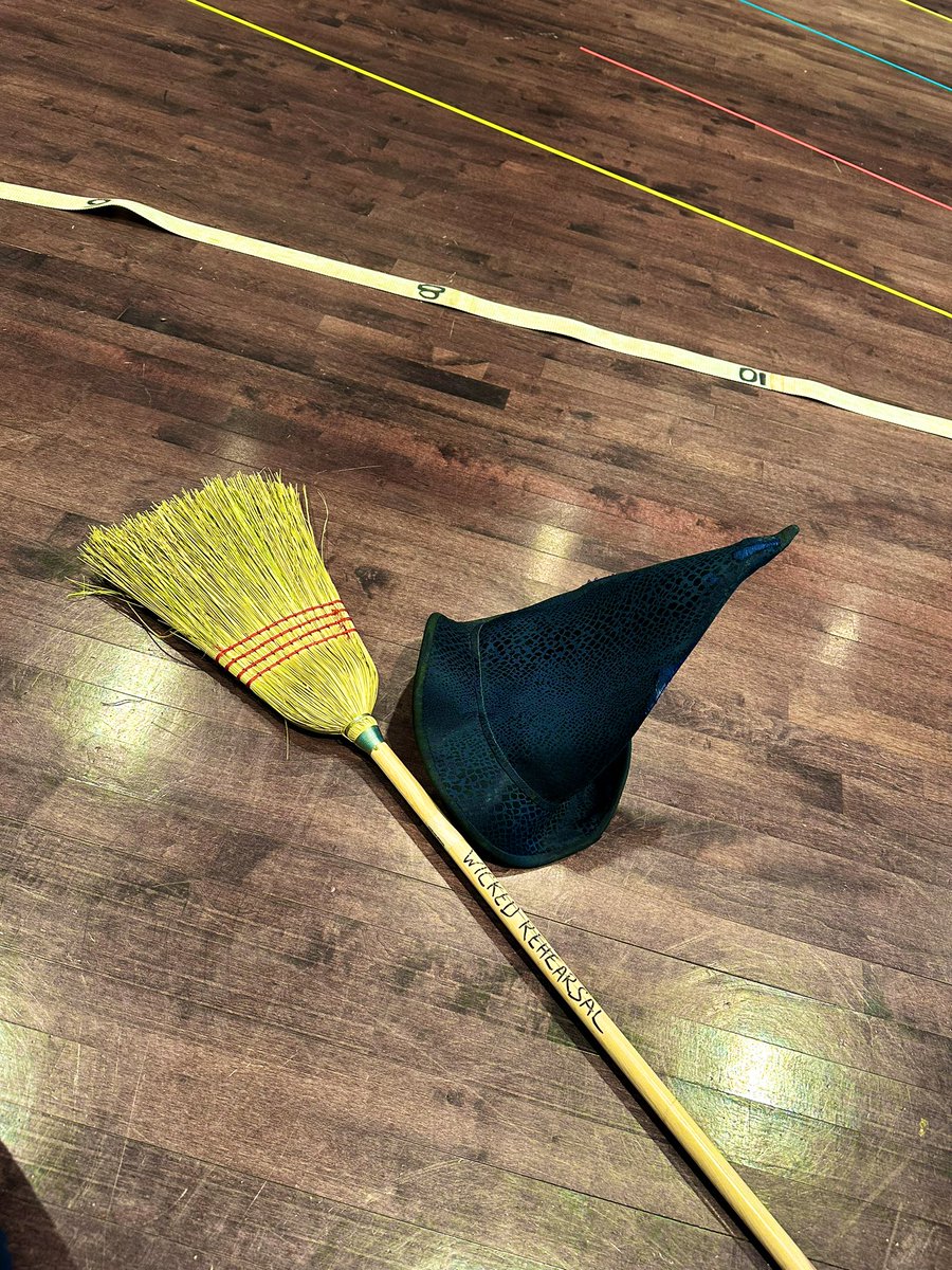 Lauren Samuels (@laurensamuels88) on Twitter photo 