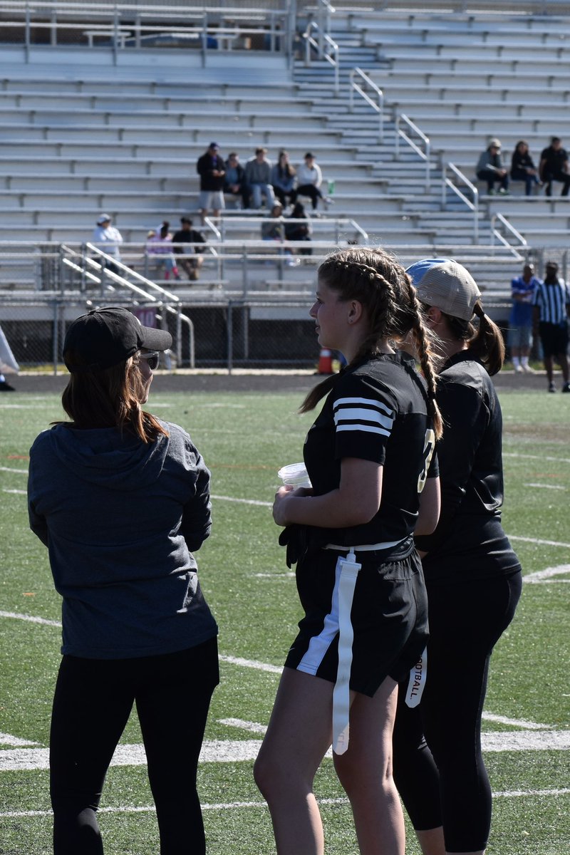 LadyPanthersFFB's tweet photo. https://t.co/9F6PCCh8kt