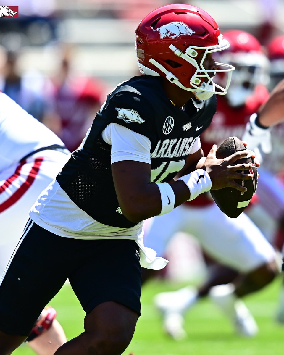 KJ_Jackson_25's tweet image. I love being a Razorback 🐗 #EmbraceTheHog