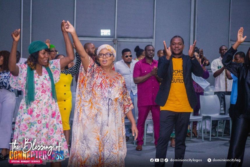 dominioncitylag's tweet photo. We also had time to break out into our various zones to further connect and relate with one another.
#DCLagosHq #DominionCity #BlessingOfConnectedness #BanquetService https://t.co/qB7l7uRbGw