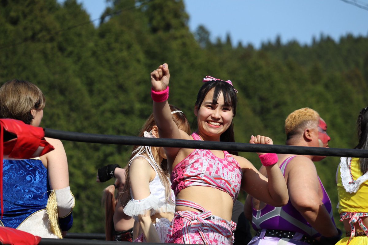 新庄村、がいせん桜プロレス🌸

後半からの参加、雰囲気良くて楽しいイベントでした😆
アジャさんパワフルだったな♡
tjpwの選手のみなさん素敵でした！
来年もあれば良いな〜。
お疲れ様でした。

#がいせん桜プロレス
#tjpw
#アジャコング