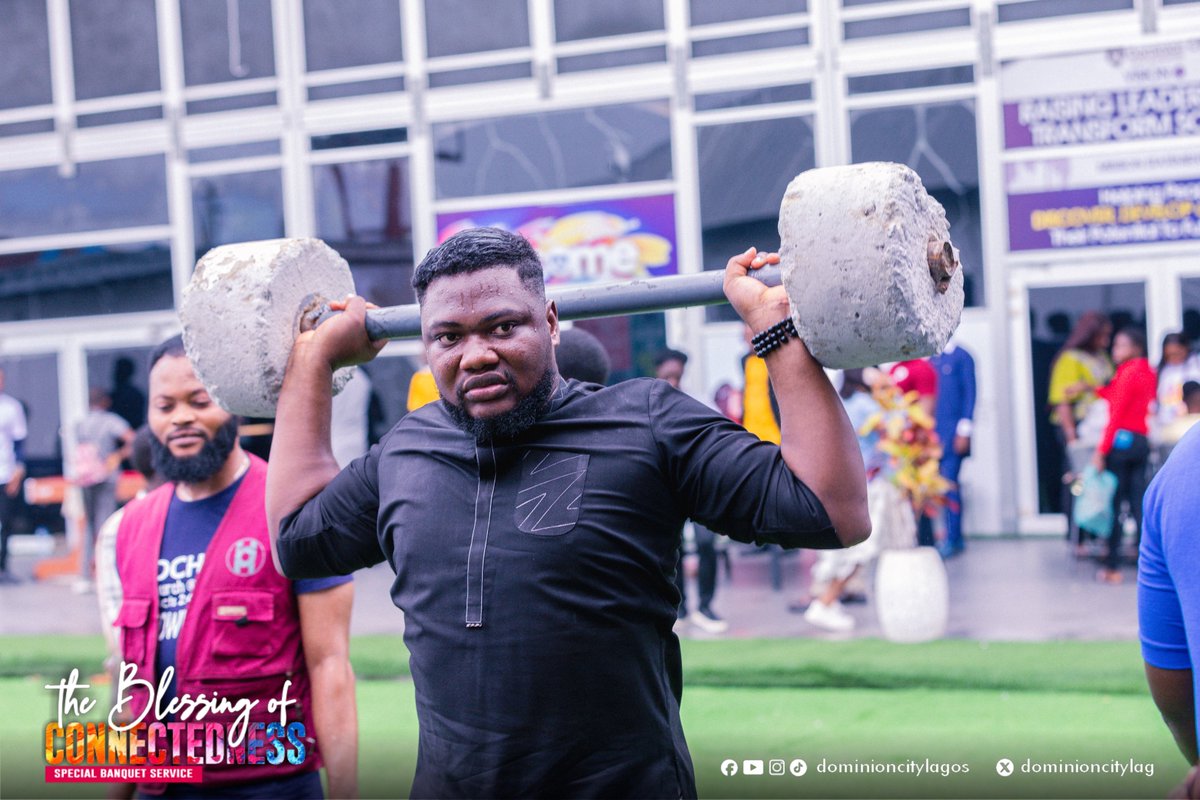 dominioncitylag's tweet photo. After service we also took out time to relax, play some games and enjoy gainful connections. 🥳🫶🏾
#DCLagosHq #DominionCity #BlessingOfConnectedness #BanquetService https://t.co/ME3lflgZcZ