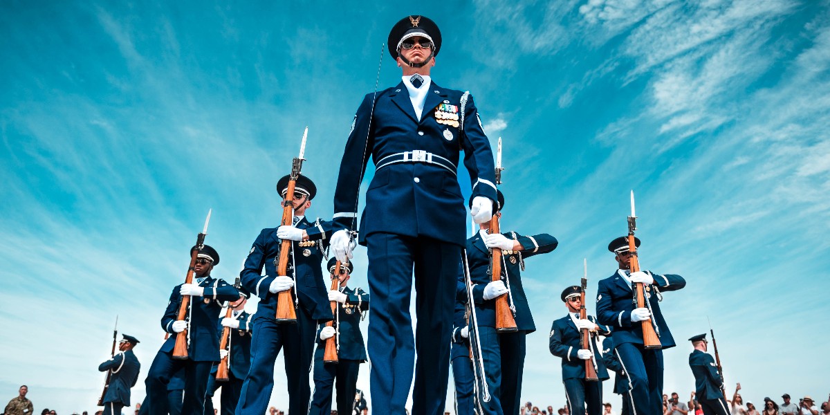 NavyMutual's tweet photo. Happy Birthday to the Air Force Reserves!
#TheSkyIsTheLimit
#AirForce
#AirForceReserves https://t.co/yMyGIFgkpd