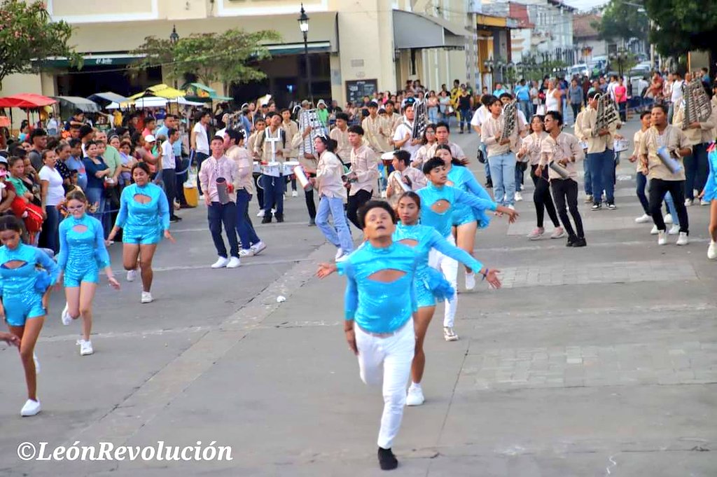 'la Alegría de Vivir Tranquil@s, Segur@s, Dignos y Libres como somos... La Alegría de ser nicaragüenses por Gracia de Dios' ✅Festival de bandas y comparsas en León #Nicaragua #UnidosEnVictorias