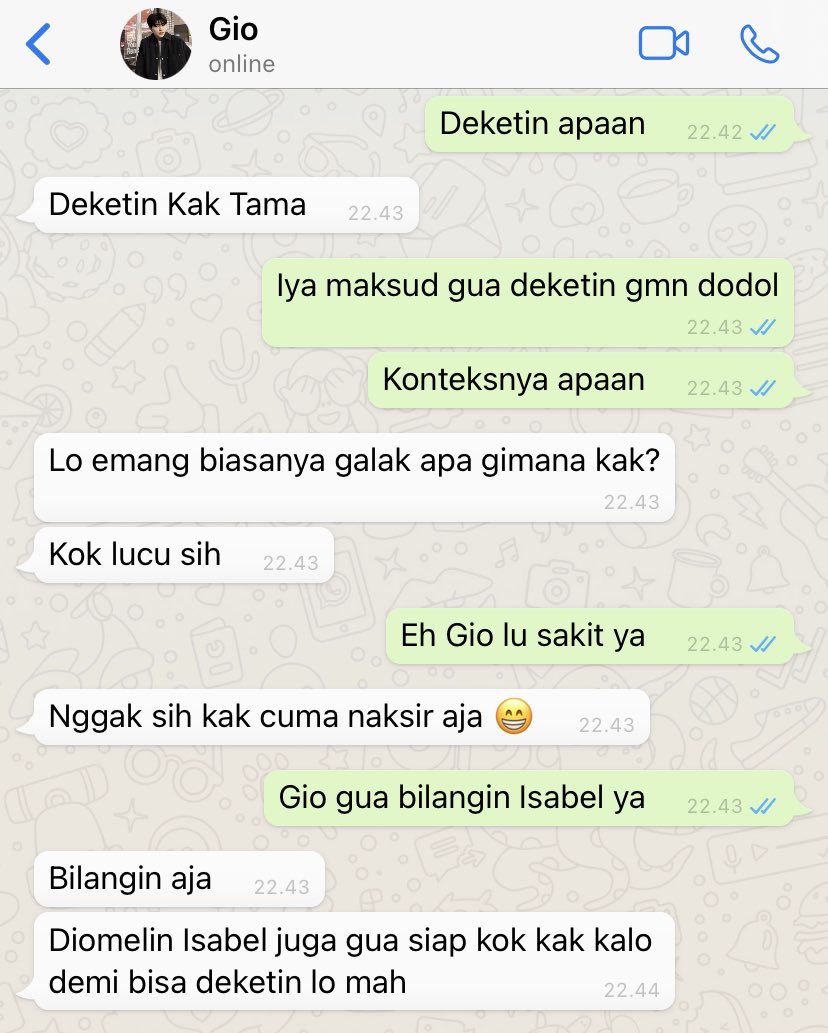 rethrumi's tweet photo. Gunrae few tweets au

Liat ada yang ngotot banget guys https://t.co/HdQnp701xn