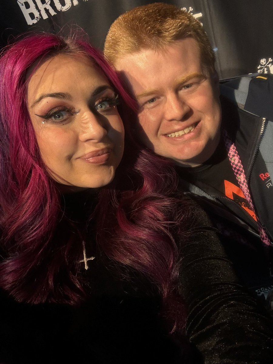 diddydave13's tweet photo. Had a really good Time seeing @BronnieMusic  play live such a good set and performance https://t.co/OEKEoDDI0m