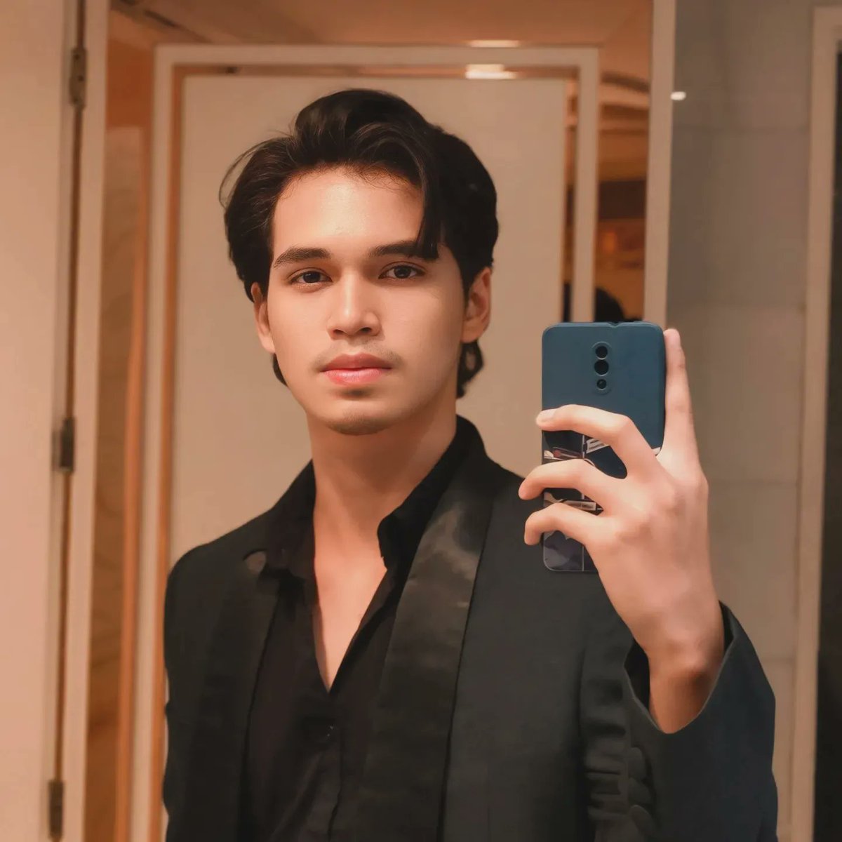 omar__uddin's tweet image. Heyy...