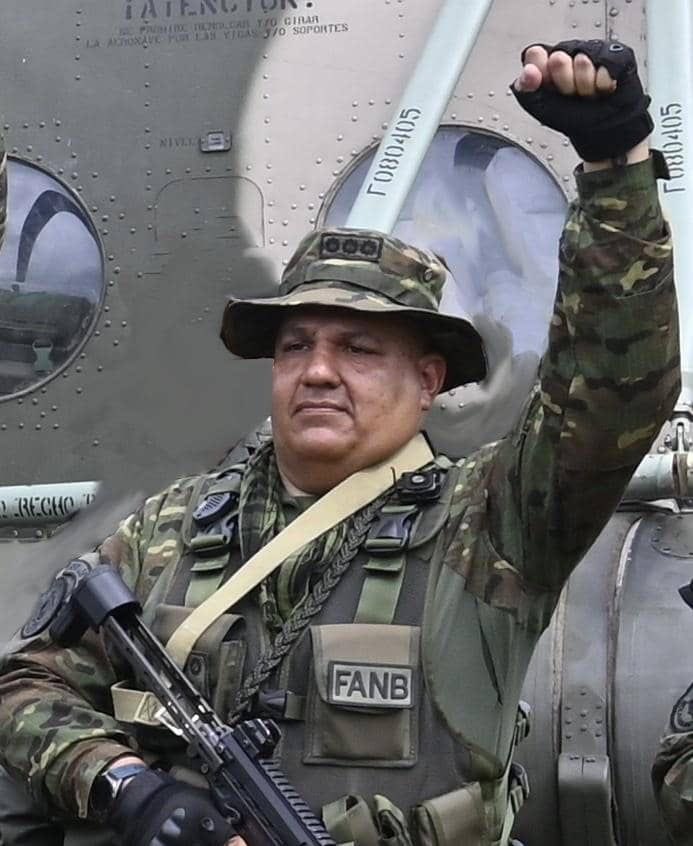 Felicito en su cumpleaños al Mayor General Lenin Lorenzo Ramírez Villasmil, Comandante de la @REDI_llanos03 hombre patriota y leal, comprometido con la seguridad, defensa y desarrollo integral de nuestra Patria inexpugnable. #IntegrarEsVencer