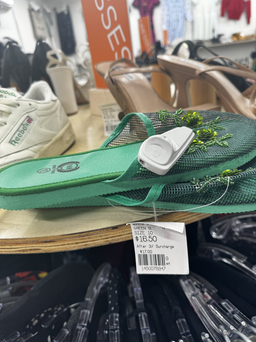 Holly Peppermint 🍬 @ NYCC tweet media