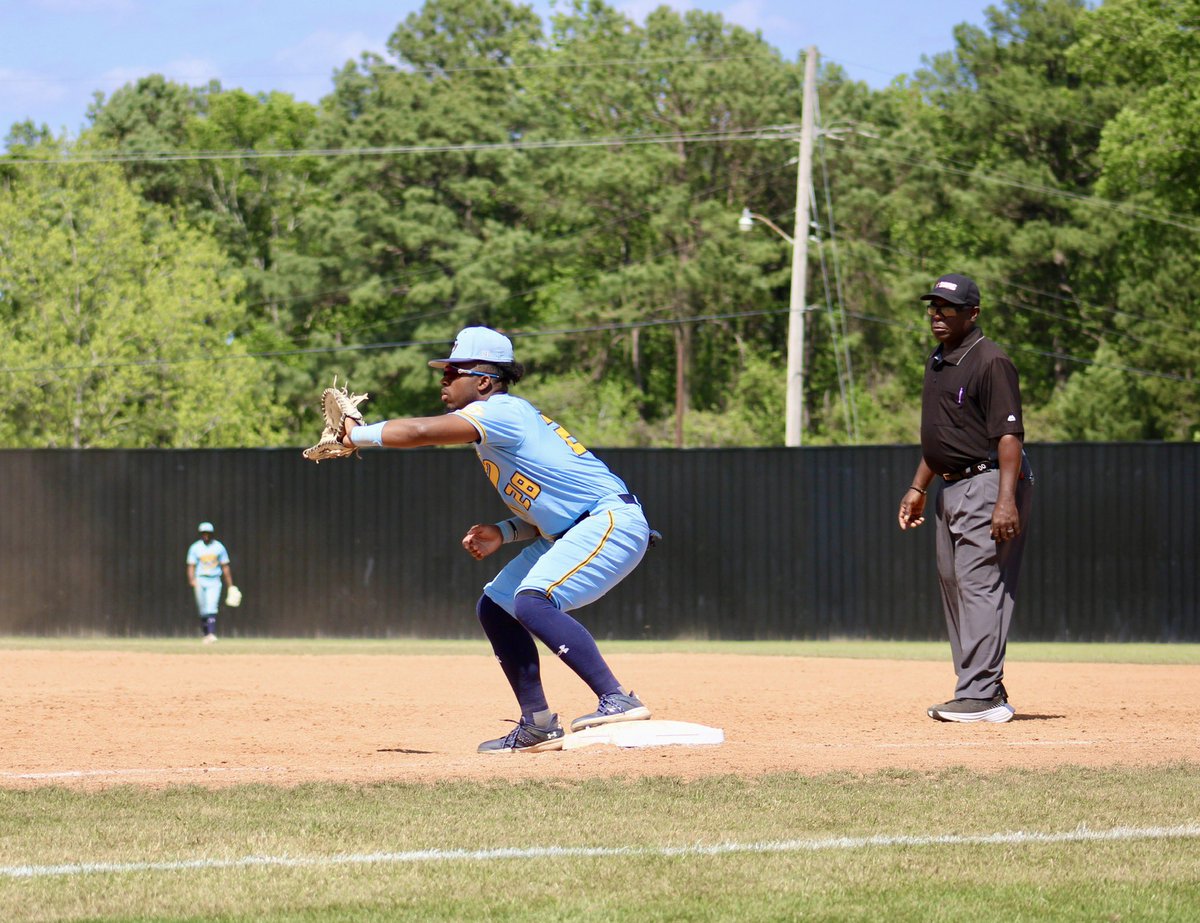 After 6 complete innings,

@BsbSouthern 10
<a href="/GramSt_Bsb/">Grambling State Baseball</a> 8

#Sum2Prove | #JaguarPride