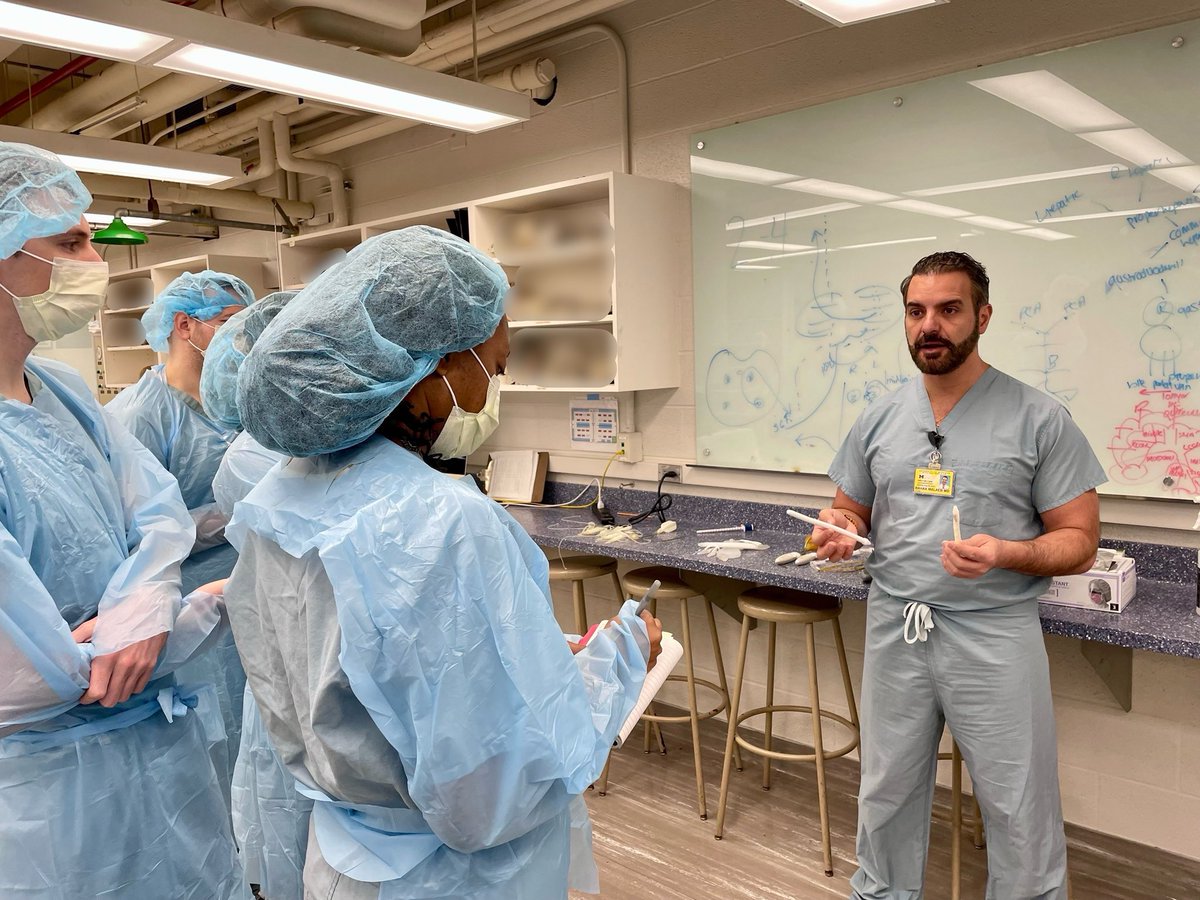 Thank you @bostonsci @Coloplast_US @YooniAnn @BMalaeb80 and our OR team for yesterday’s outstanding prosthetics cadaver lab! Residents placed IPPs, AUSs, and male slings. They learned proper technique and how to fix mistakes. And as always, excellent teaching from @BMalaeb80