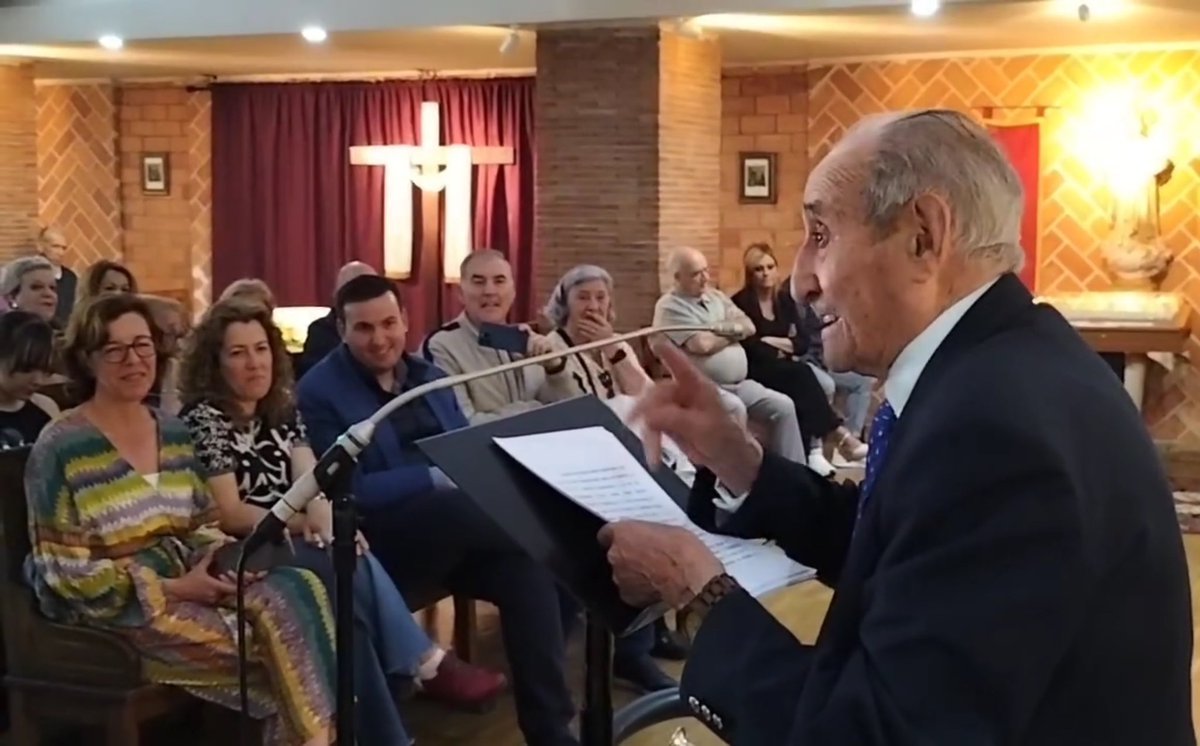MariaArangurenV's tweet photo. Hoy he asistido junto a @PSanchezAlcala al pregón que Ramón del olmo, Hijo Adoptivo de Alcalá, ha pronunciado en la Parroquia de San Marcos. Agradecer siempre sus palabras cariñosas y, sobre todo, sus enseñanzas sobre nuestra ciudad ♥️ https://t.co/CfxmTQdIcz