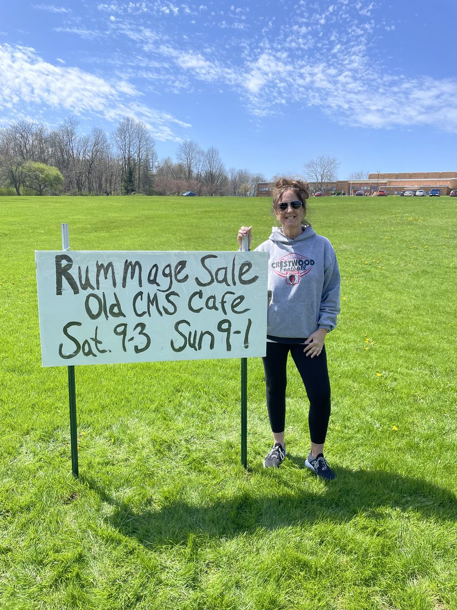 Come support my Community Service Classes Rummage sale on Saturday April 20th from 9am/3pm and Sunday April 21st from 9am/1pm. This is a HUGE sale with lots of great stuff! @CrestwoodSupt 
<a href="/MrMcMahonCHS1/">Dave McMahon</a> <a href="/cwoodreddevils/">Crestwood Red Devils</a>