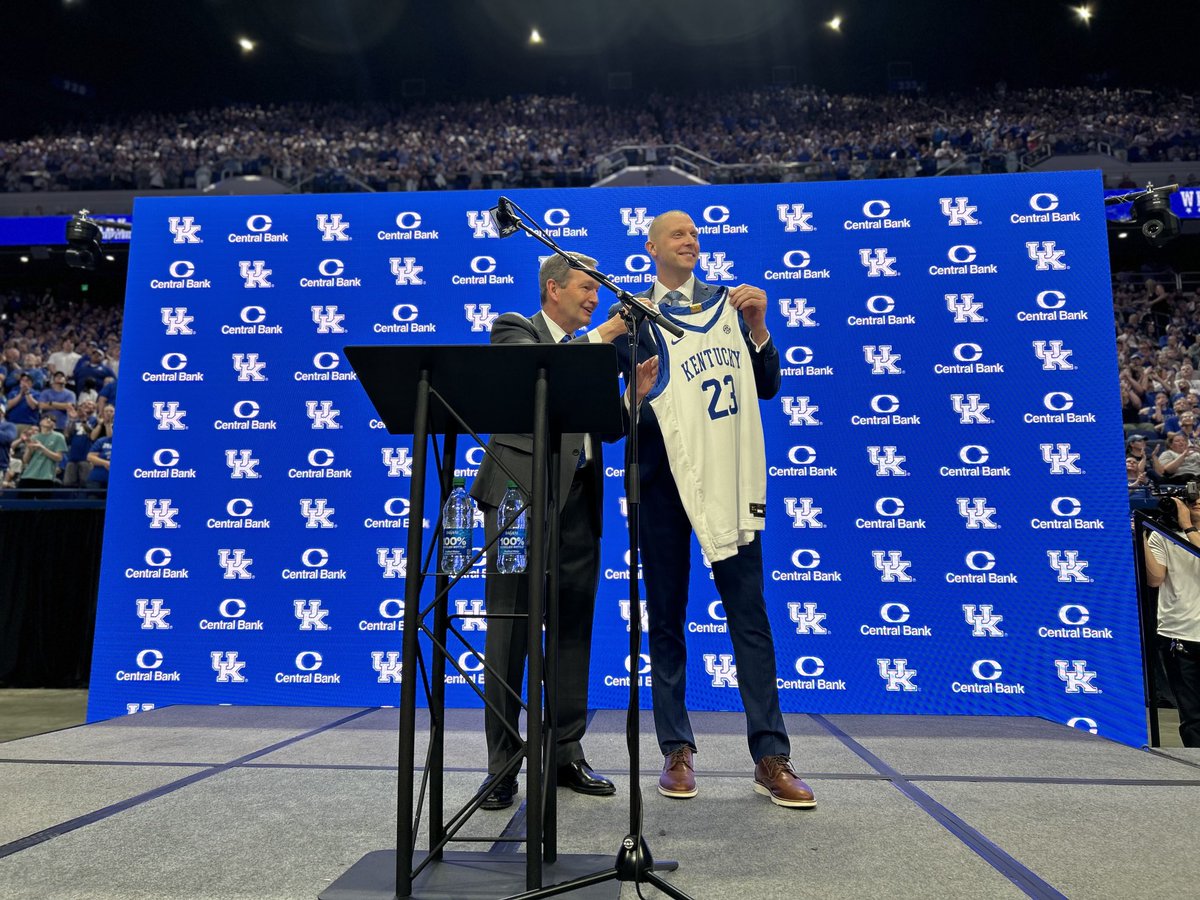 Kyle Tucker tweet media