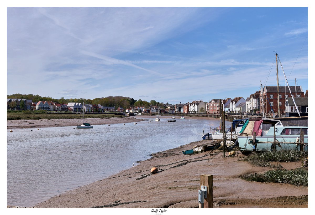 Wivenhoe, Essex quayside this morning. Lovely morning for walk around with many memories as I grew up here. Changed plenty for sure. @StormHour @ThePhotoHour @ChrisPage90 @WivenhoeConnect