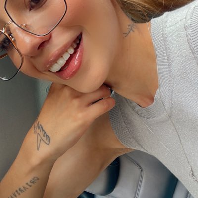 LauraRA_28's tweet photo. #NuevaFotoDePerfil https://t.co/RnSpwm12rY