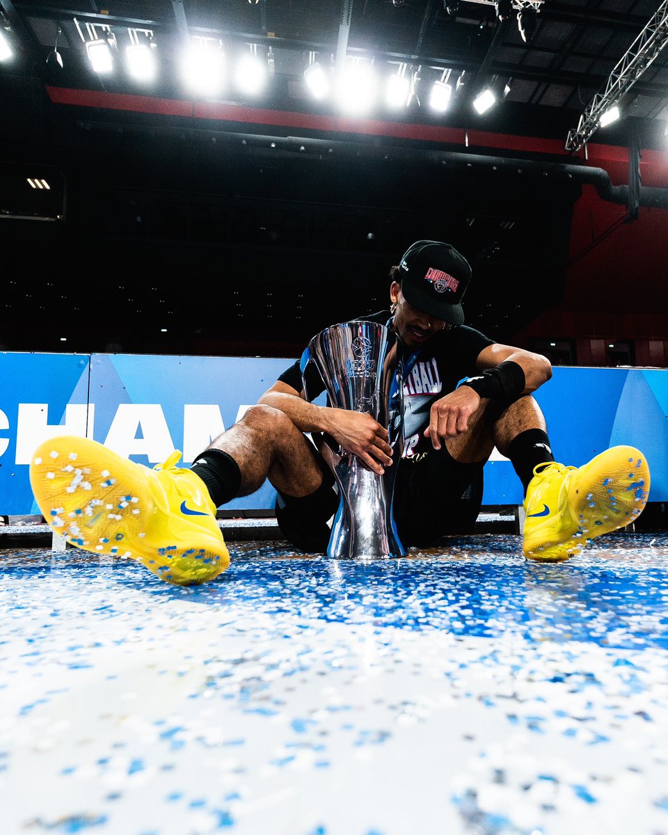 NGMdy5's tweet photo. Champion D’Europe. 🇪🇺🏆 
(eurocup 2024) https://t.co/kLAdshGJwg