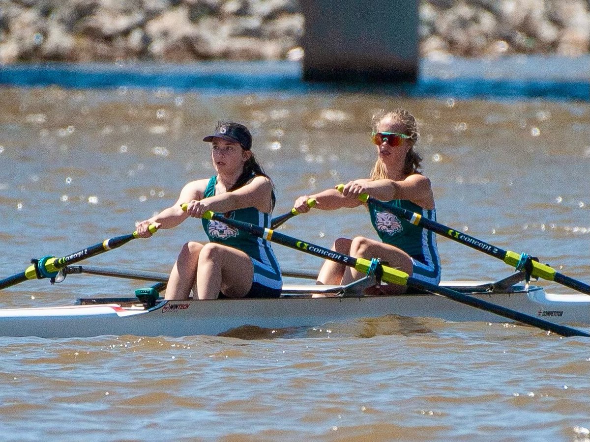 SportsEpiscopal's tweet photo. Congratulations Alice McCormick and Emily Stone who won 1st place in the youth quad. Alice also took first in the under 17 single. https://t.co/N5C5ZLuR8z