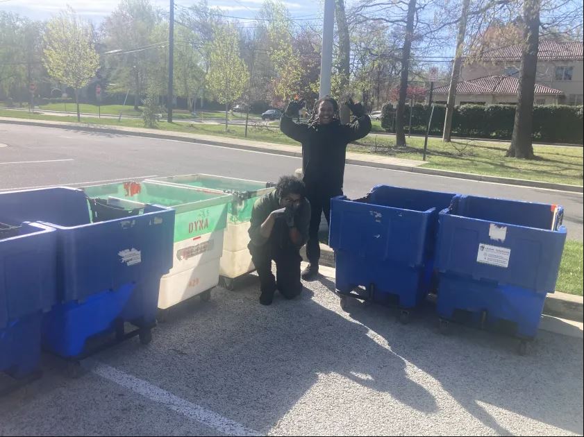 What above and beyond looks like: the boys puttin' in work on a Sunday💯👊💪

#ewaste #recyclingeven #circulareconomy #ecofriendly #greentech #techrecycling #ecowarrior #gogreen #washingtondc #rockvillemd #reduce #reuse #recycle #sustainableliving #savetheplanet #laptoprecycling