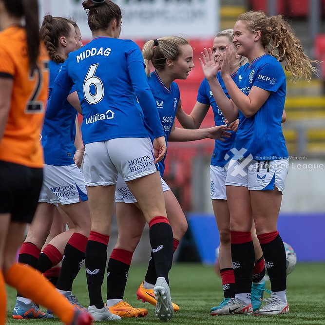 Action form todays @SWPL title race live on @SkySports as @RangersWFC put more distance between them and @GlasgowCityFC with a convincing 4-1 win at Broadwood #SWPL #ScottishFootball #Football #FootballPhotographer #SportsPhotographer #EliteWomensFootball #EliteWomensSport