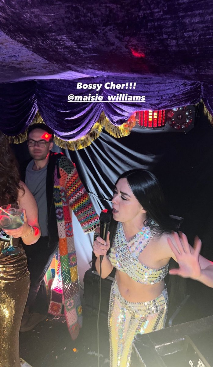 Maisie. (@maisicwilliams) on Twitter photo 