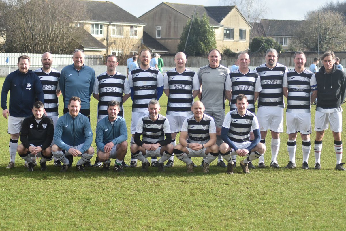 Our over 35 lost 5-3 this morning, in the Anglo Welsh Cup semi final against Grawen Arms Vet. The club would like to wish Grawen Arms all the very best in the final. ⚫️⚪️#UptheDown @swsportsnews @bsoccerworld
