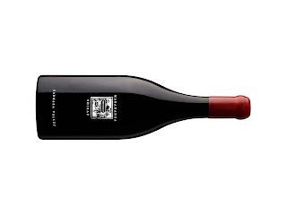 #WineoftheWeek - I have no doubt that some more fancied Barossa wineries would price this at $200+. A superb Shiraz, when you consider the age of the vines, the quality of oak and astute winemaking, this Hayes Family Wines Marananga is excellent. buff.ly/3PYmbq8
