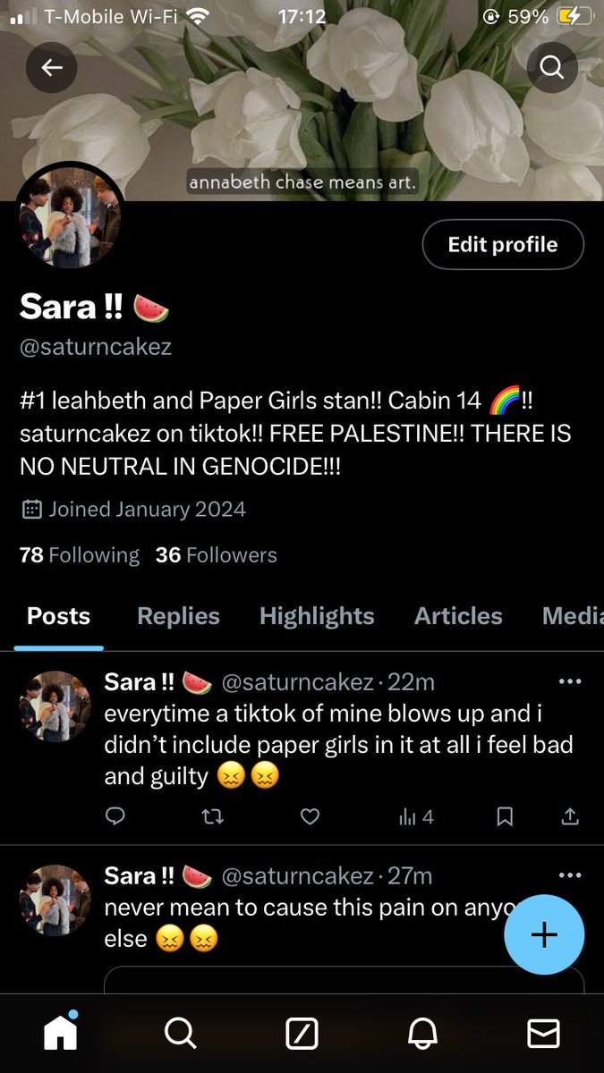 saturncakez's tweet photo. i know i don’t have that many followers or close moots but just letting you guys know i changed my pfp and layout so please don’t forget me :)) https://t.co/8Re1iaJhK6