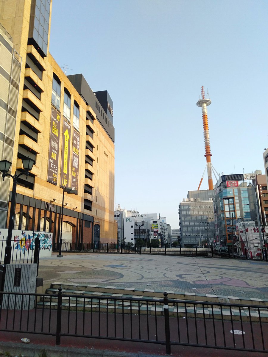 voyagepassion2's tweet photo. 月曜日朝🌸出社前に30分ゴミ拾い🌄✨🌏おはようございます!🌱🚿　#ゴミ拾い #SDGs https://t.co/qMjEufKX3v