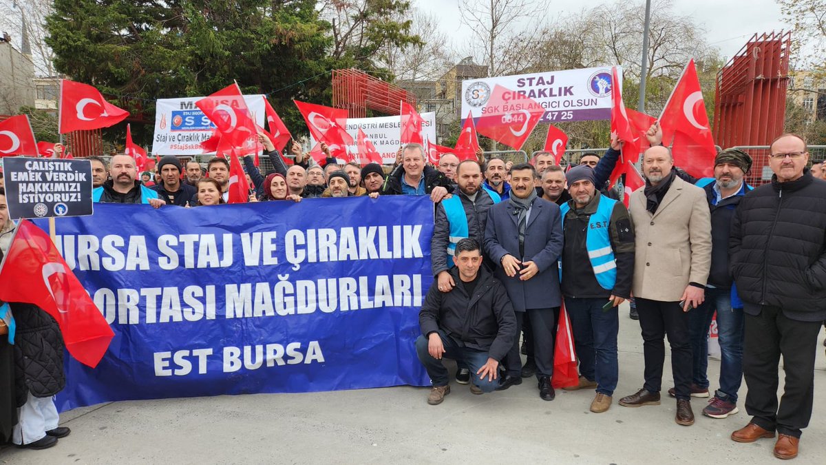 İLK İŞE GİRİŞ TARİHİMİZİN SGK BAŞLANGICI OLSUN 
BU MAĞDURİYET 
ÇÖZÜLSÜN İSTİYORUZ !!
⚒️🙋‍♂️Stajer &Çırak🙋‍♀️🛠
SAYIN 
@Akparti
@MHP_Bilgi
@iyiparti
@rprefahpartisi
@herkesicinCHP
Seçim Bitti Çırağa Adalet Zamanı
#ÇıraklıkSigortasınaÇözümBulun