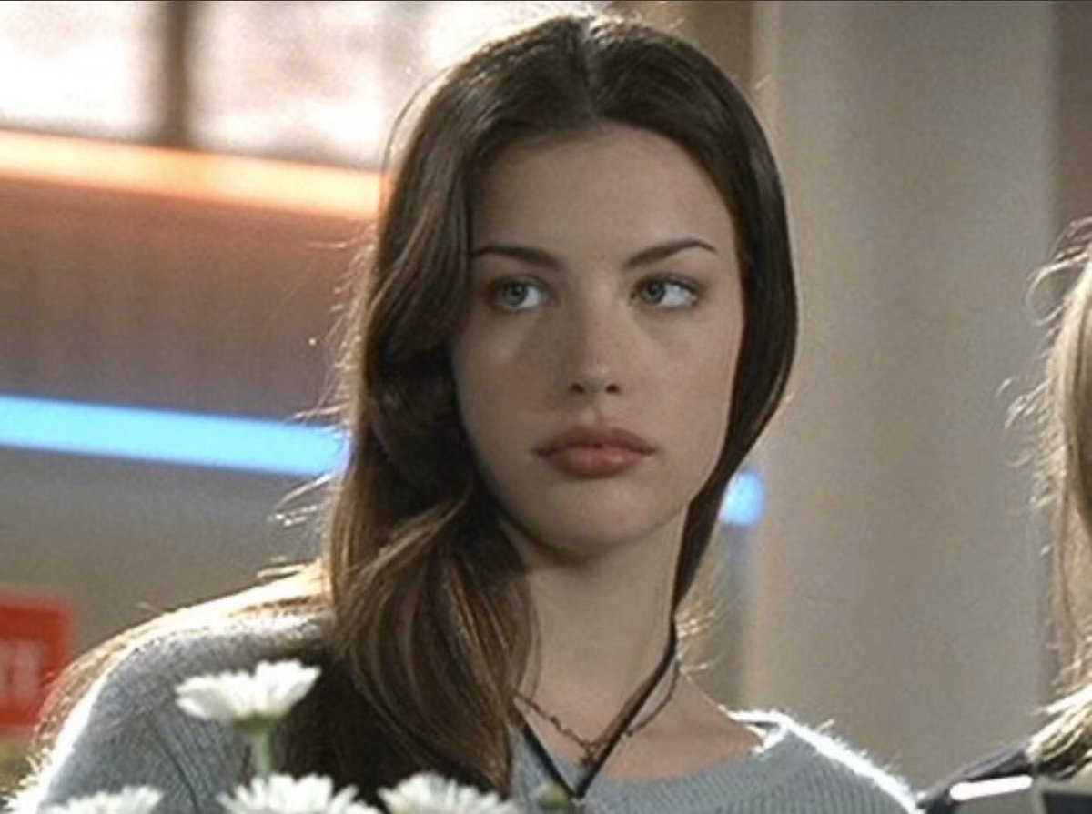 liv tyler in ‘empire records’ 1995