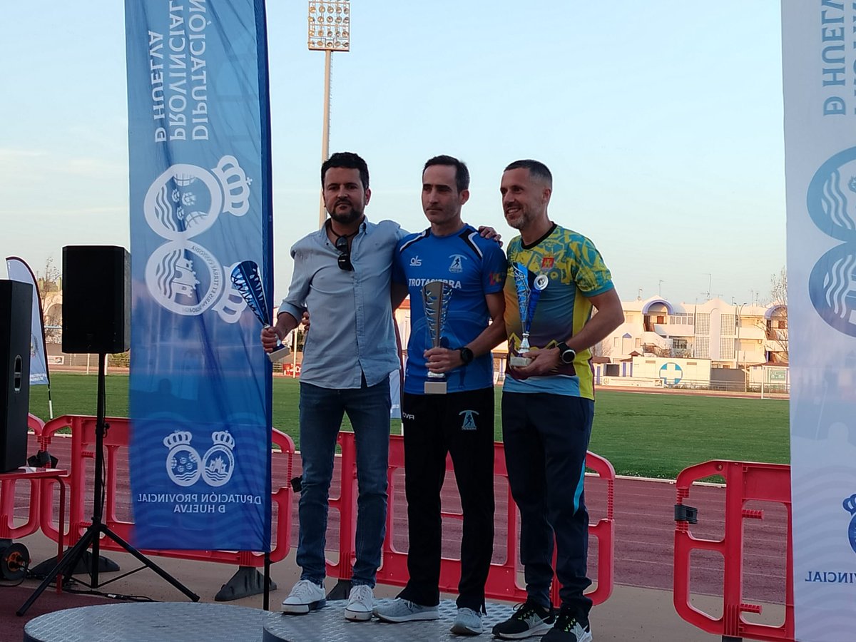 CDACorrales's tweet photo. Jabatos por la media maratón de Ayamonte con nuestro keniata compartido con el club hermano con un 2 de su categoría y 9 de la general! 🙌🏼🙌🏼
Y nuestros jabatos Silvan y Fernando en la media de Chiclana que han sufrido y disfrutado a la vez!
Enhorabuena jabatos 🐗🐗 https://t.co/x4pu7CocZE