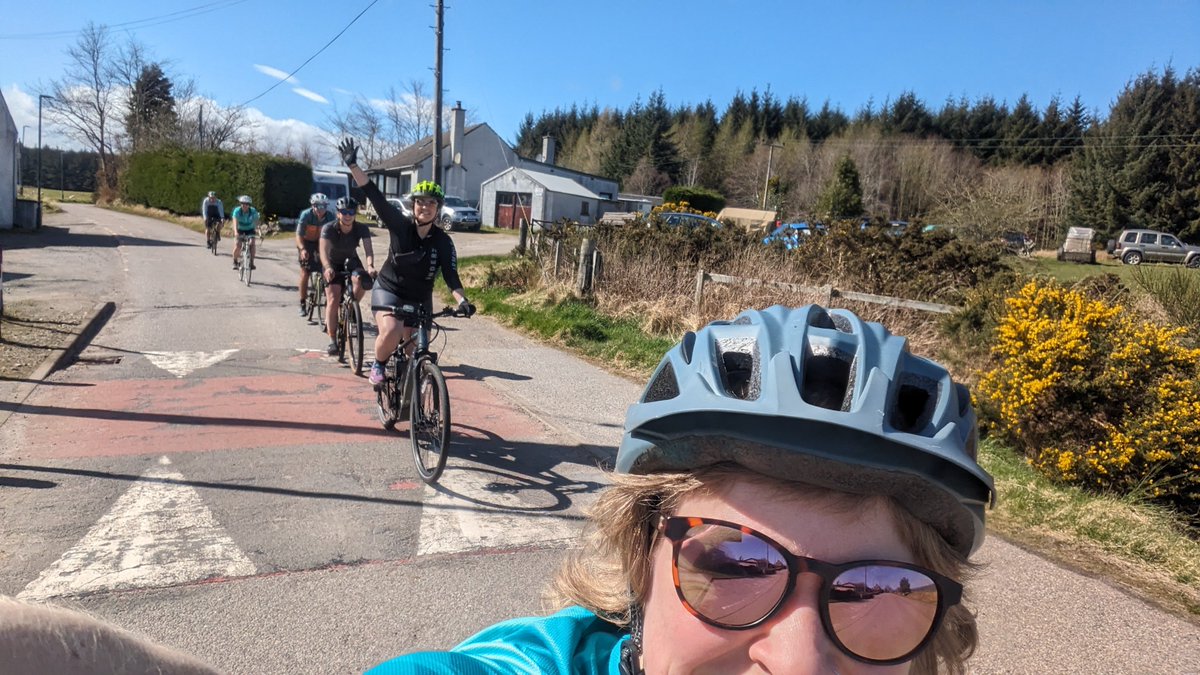 The SMRU cycle to Orkney is complete! We've covered over 300 miles and raised almost £3000 for the Adaptive Riders Collective. Thank you @hostellingscot for the digs along the way and during the @eimr2024 Conference! 🚴🏼‍♀️🍺 You can still donate here: justgiving.com/crowdfunding/S…