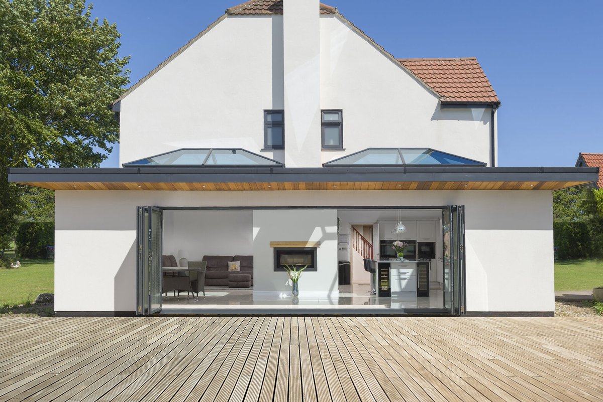 add_lite's tweet image. Happy Garden Day! Transform your living space with Korniche&apos;s Bifold Doors and Roof Lanterns. Connect your indoor and outdoor spaces seamlessly while adding natural light and height to your living space. Choose Korniche&apos;s today!

#GardenDay #Tranforms #OutdoorLiving #BiFoldDoors