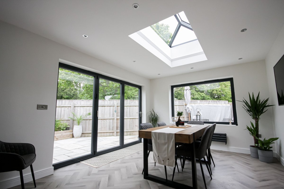 add_lite's tweet image. Happy Garden Day! Transform your living space with Korniche&apos;s Bifold Doors and Roof Lanterns. Connect your indoor and outdoor spaces seamlessly while adding natural light and height to your living space. Choose Korniche&apos;s today!

#GardenDay #Tranforms #OutdoorLiving #BiFoldDoors