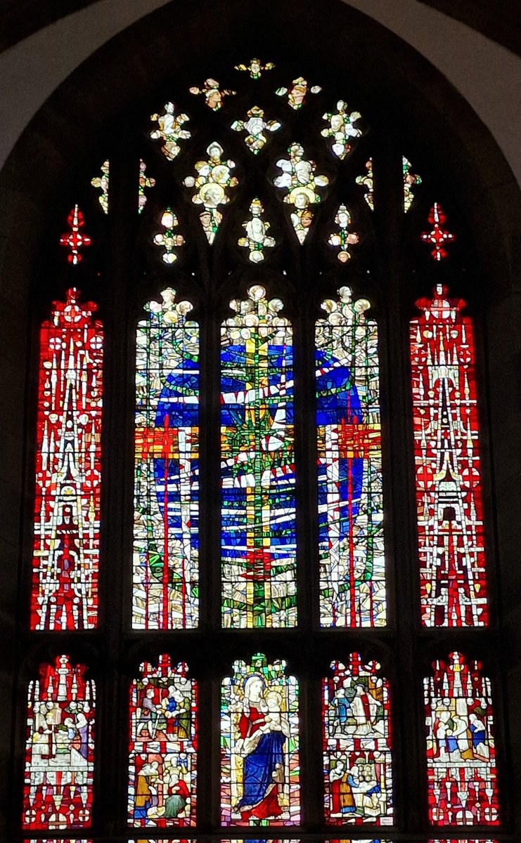 #StainedGlassSunday John Hayward's powerful E window, based on the sacrament of baptism, at Blackburn Cathedral. It is creatively assembled from the salvaged glass of the 30 Victorian nave windows replaced by clear slab glass when the building was enlarged as a cathedral.
