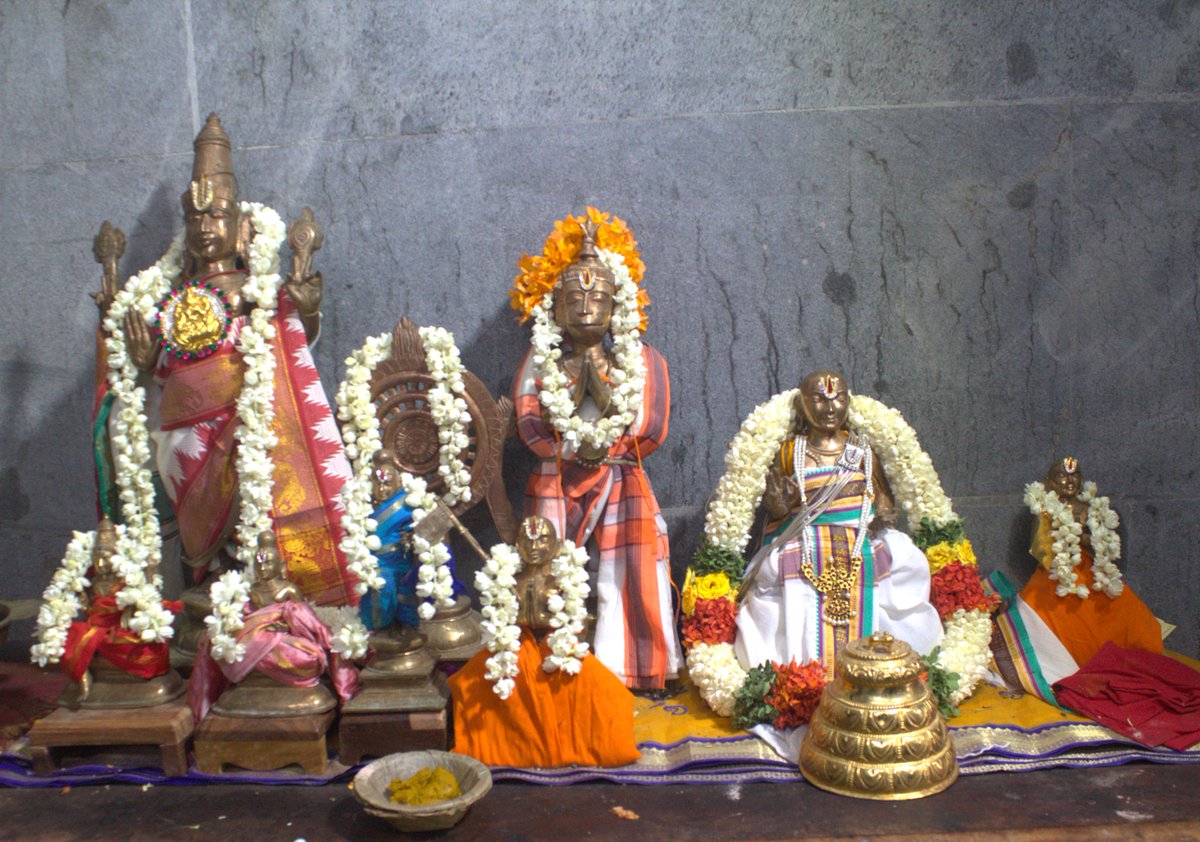 Krodhi Varusha Pirappu UthSavam celebrated at various rural perumal sannithi today #TamilNewYear2024 #Shrikainkaryam 

Photos and details in thread (1/3)

#Osur Sri Srinivasa Perumal Sannithi