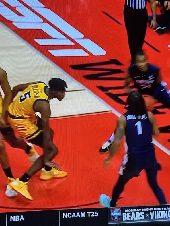 Happy Birthday to the new mayor of Richmond, <a href="/AlphonzoBillups/">AB3🚀</a>! Fats literally gave me my favorite moment of the season when he "too smalled" Ace Baldwin leading us to victory over Michael Rhoades &amp; Penn State. It was such a cathartic moment &amp; win. 

Massive season coming!
