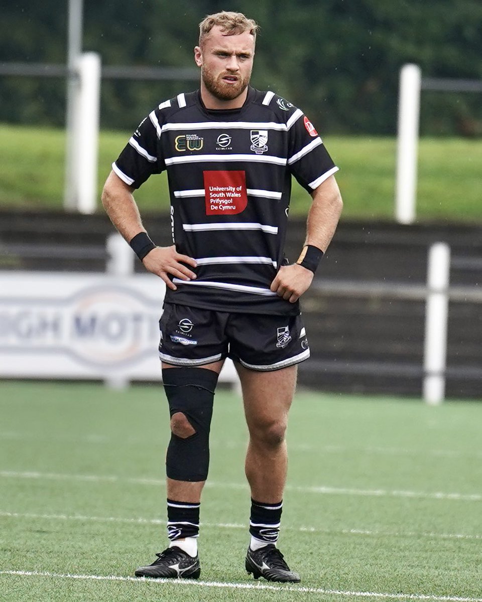 📊 | SUPPORTERS’ MAN OF THE MATCH ⭐️ 2️⃣ tries and another Ponty RFC Supporters’ MOTM award for @ryanwilky7 following yesterday’s win🏅 𝗟𝗹𝗼𝗻𝗴𝘆𝗳𝗮𝗿𝗰𝗵𝗶𝗮𝗱𝗮𝘂 𝗥𝘆𝗮𝗻 ✊ #WeArePonty ⚫️⚪️