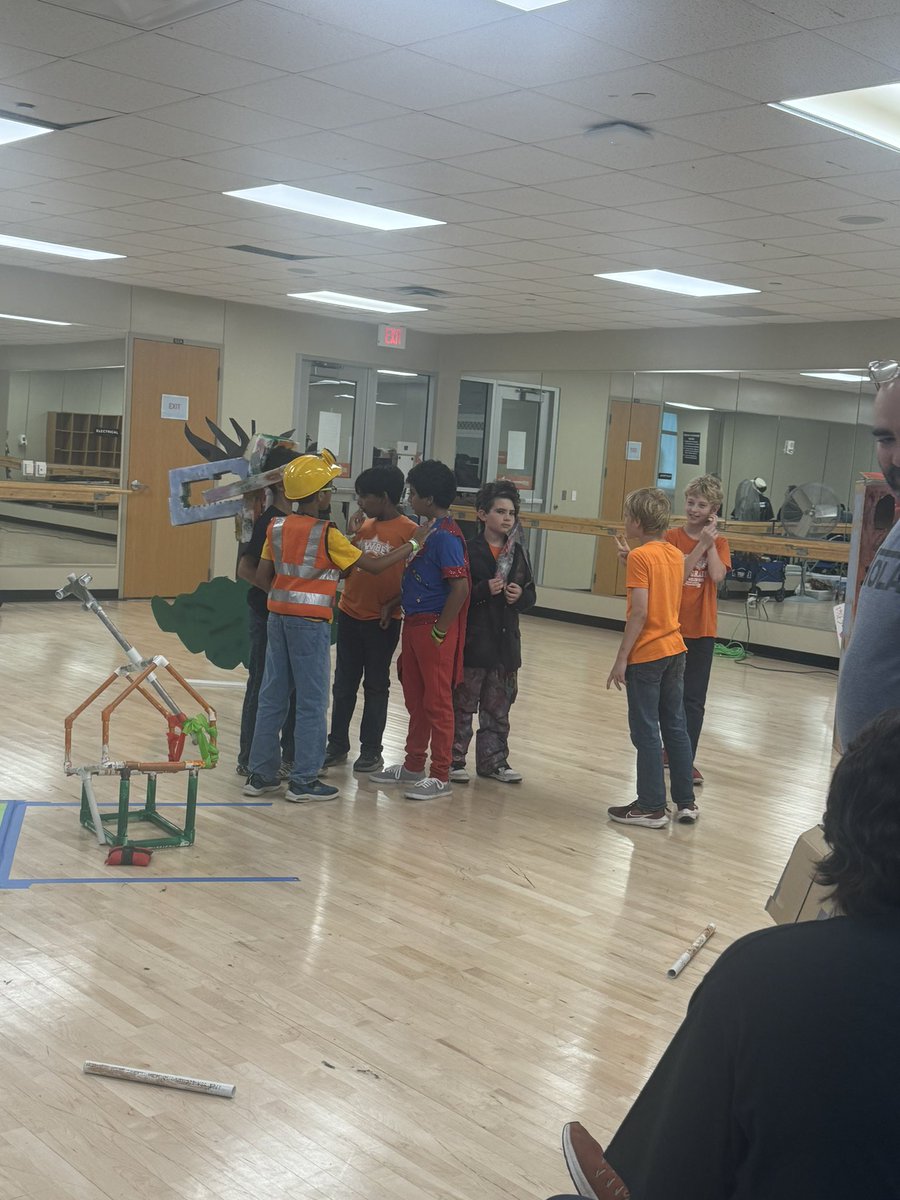 Amanda Dickson tweet media