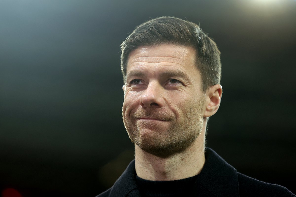 VSportsTM's tweet photo. ¡BAYER LEVERKUSEN 🇩🇪 ES CAMPEÓN DE BUNDESLIGA POR 1ª VEZ EN SU HISTORIA!

Venció 5-0 a Werder Bremen y se aseguró el título a 5 fechas del final. El club había terminado 2° en 5 ocasiones. Xabi Alonso y los suyos cortaron el maleficio. Y además lleva 43 partidos invicto. LOCURA. https://t.co/MqToqW2gcM