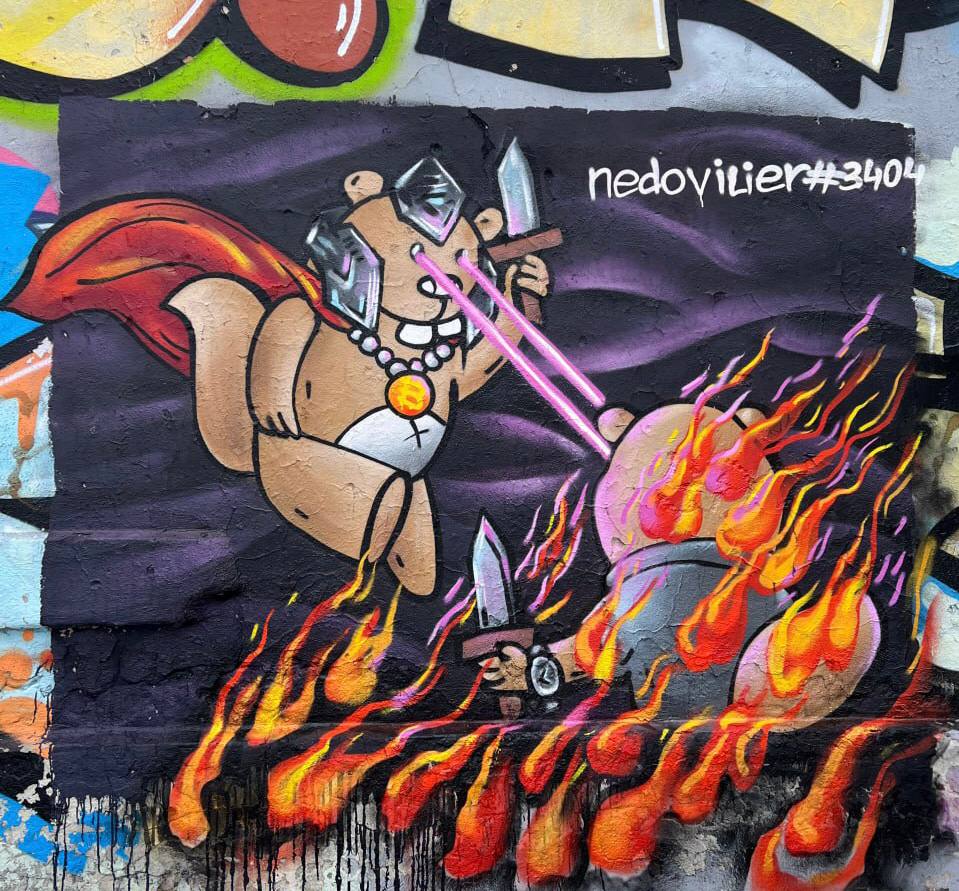harindoardianto's tweet photo. Present to you the GUMBO-SUPERHERO! 
The essence of my idea was to turn a drawing from paper into street graffiti.
@thegumboworld 
@willnotdm 
@0xBoeroe 
@appic95
@bchungus_
@classicmuffinn 
#gumboworld
DC: NEDOVILIER https://t.co/noxKubGsGV