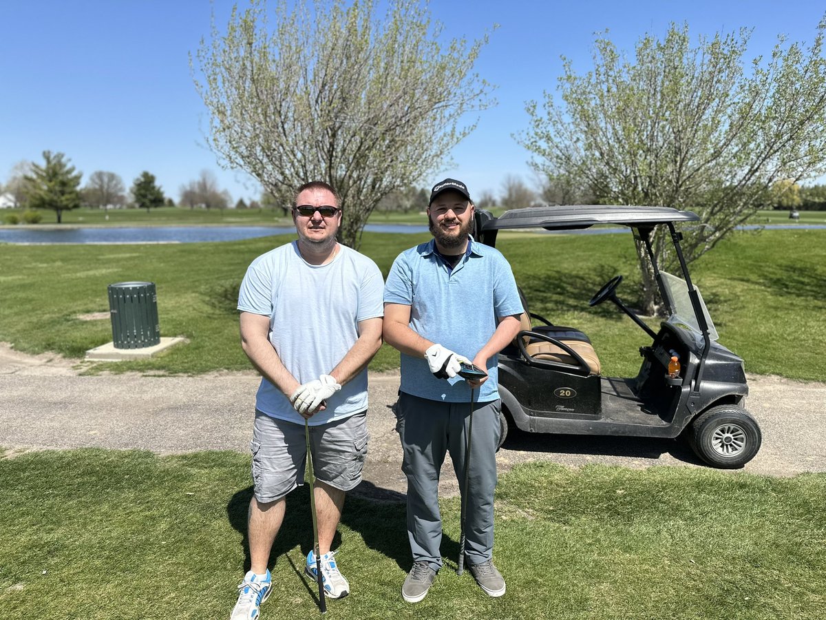 Peru’s Finest Q1 Winner! Today we treated Joe to a round of golf! Highlights from his Q1: Over indexed on Voice, Data, TV/AIA, Protection, Accessories, Plan mix, and HTP! Joe also had 22 CRU Voice for Q1! WOW! Joe finished his Q1 at 122.69% OUTSTANDING WORK!